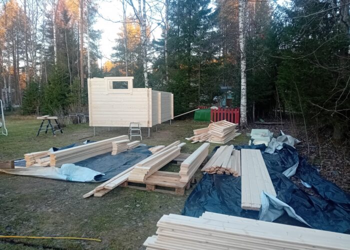 Pihasauna valmistuu